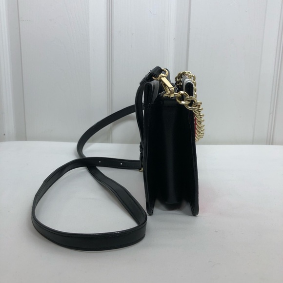 Victoria’s Secret Faux Leather Multicolor Chevron Removable Strap Crossbody Bag - Picture 5 of 15